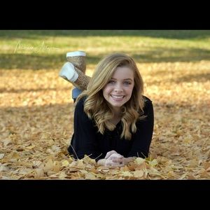 Meet your Posher, Hannah